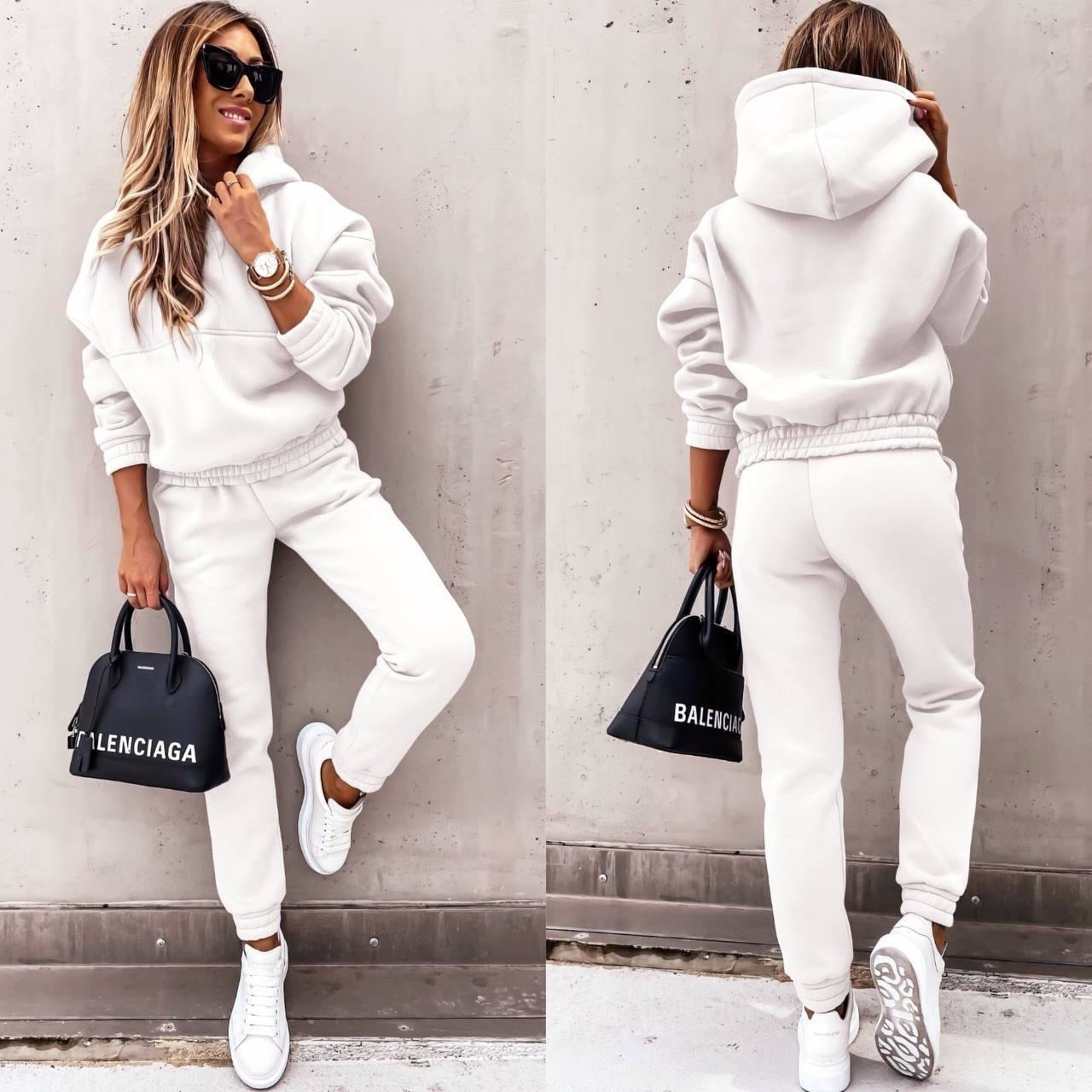 Elane Women’s Jogging Set – Soft Breathable Lounge Set with Modern Relaxed Fit