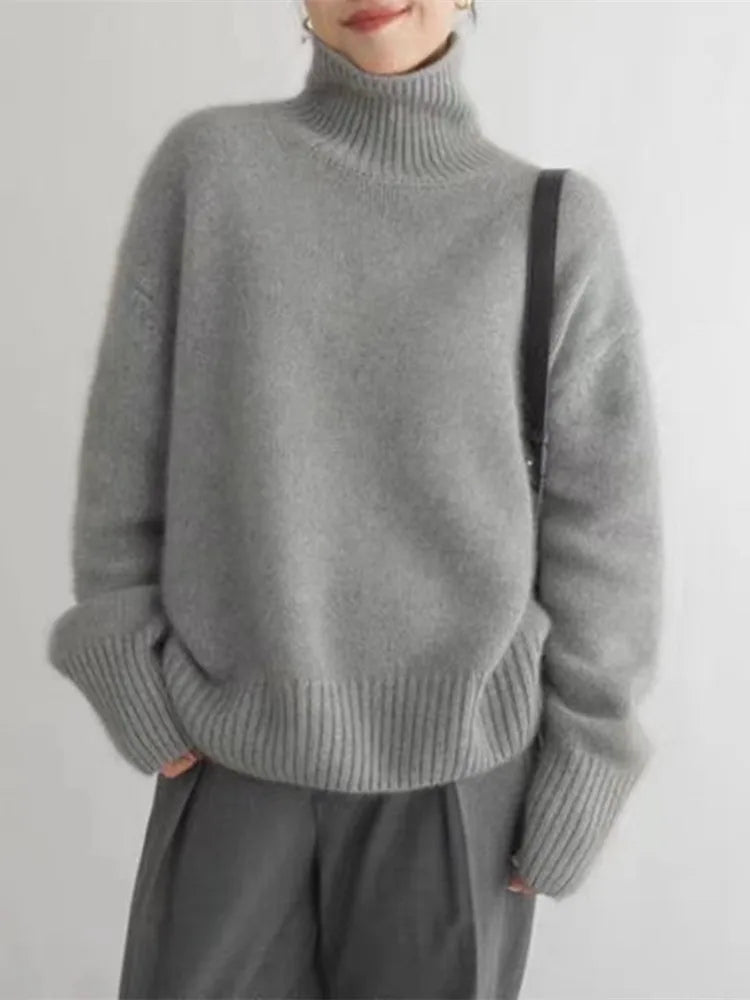 Lynn Women’s Wool Turtleneck Sweater – Soft Warm Knit Jumper for Elegant Winter Style