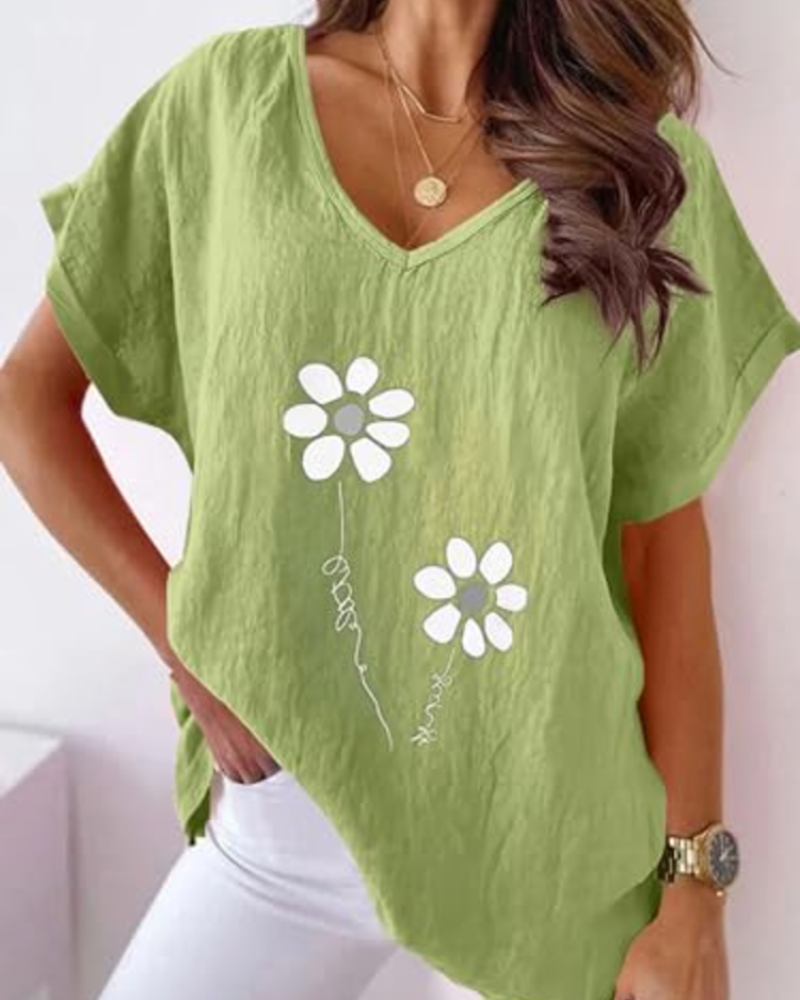 Bellina Women's Daisy Print Blouse – Bright Pink V-Neck Short Sleeve Summer Top