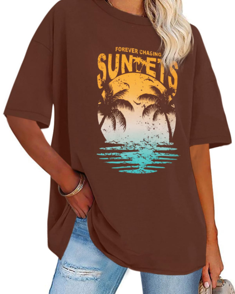 Mia Women's Oversized Graphic T-Shirt – Loose Fit Crew Neck Summer Tee