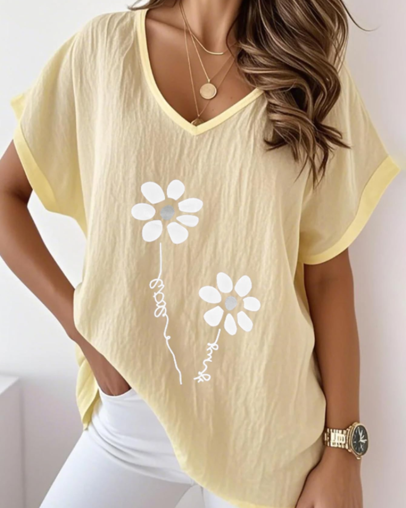 Bellina Women's Daisy Print Blouse – Bright Pink V-Neck Short Sleeve Summer Top