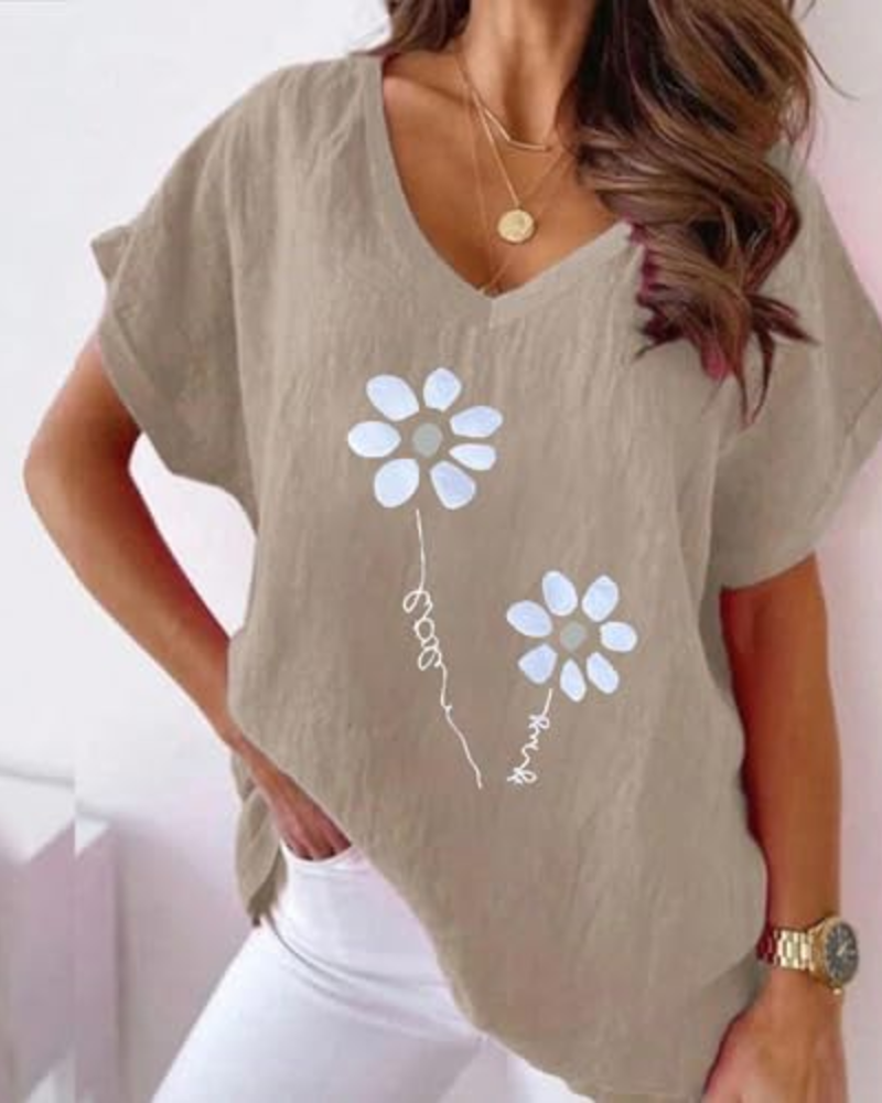 Bellina Women's Daisy Print Blouse – Bright Pink V-Neck Short Sleeve Summer Top