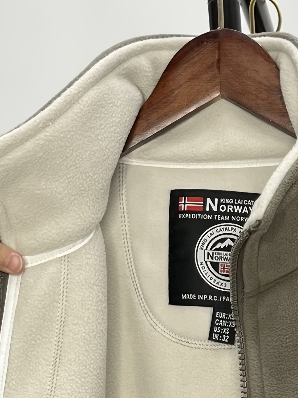 Julius Men’s Fleece Jacket – Warm Breathable Outdoor Zip-Up Winter Coat
