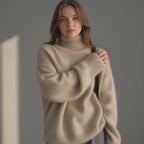Sydney Women’s Cashmere Turtleneck Jumper – Oversized Soft Luxury Knit Sweater