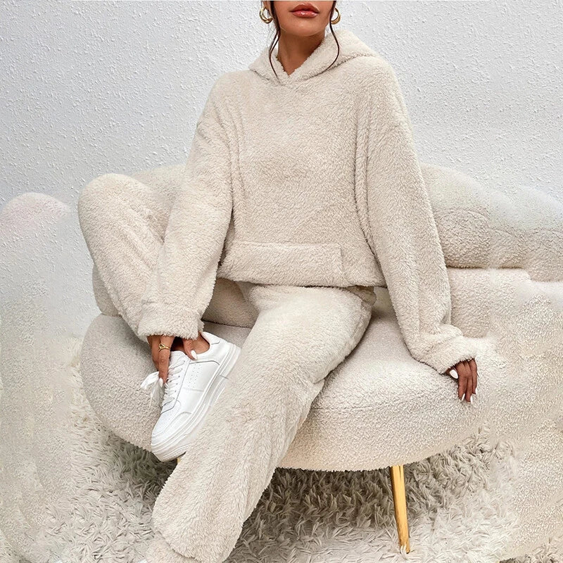 Sloane Women’s Fleece Lounge Set – Soft Hooded Winter Pyjama Set with Relaxed Fit